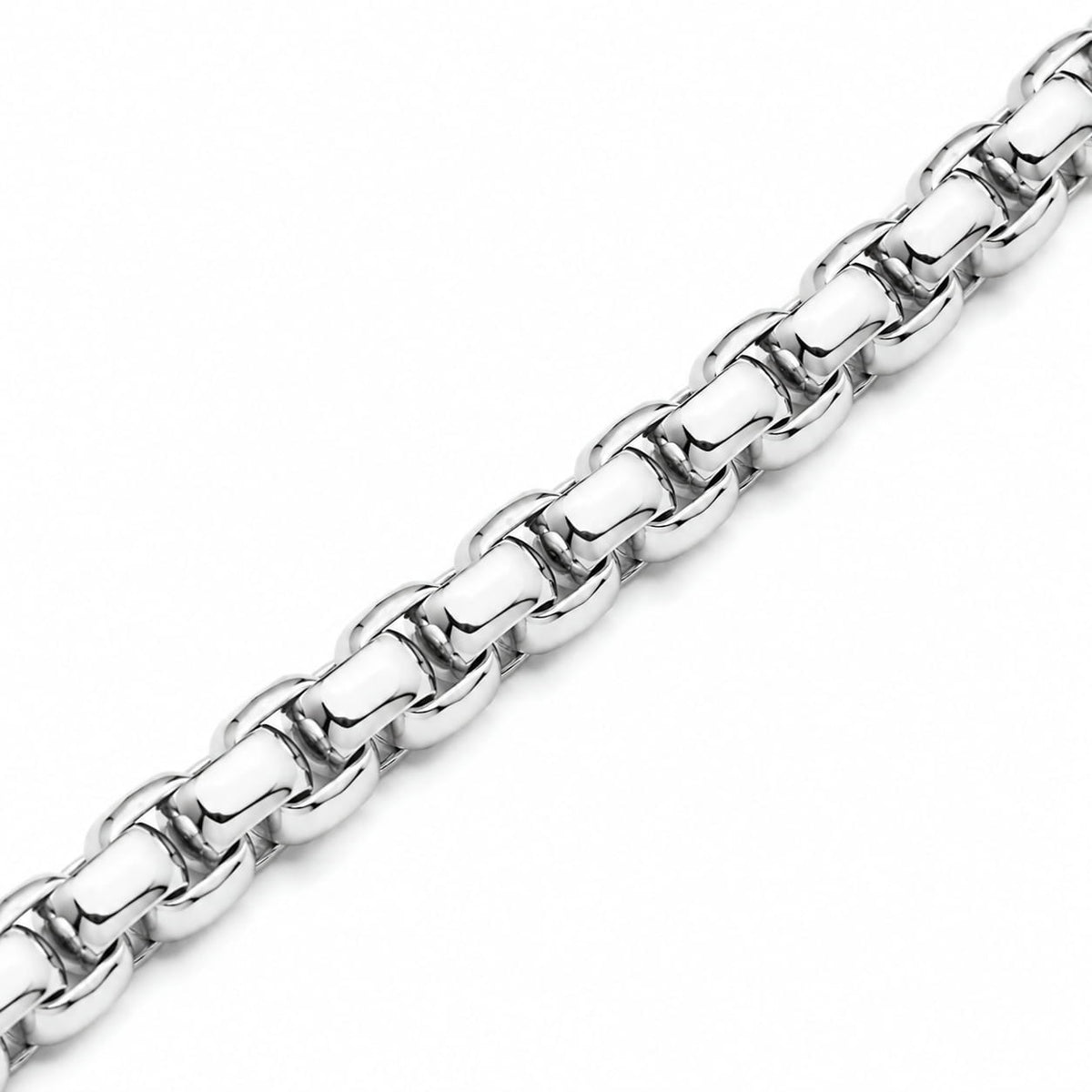 925 sterling silver round box chain links close-up
