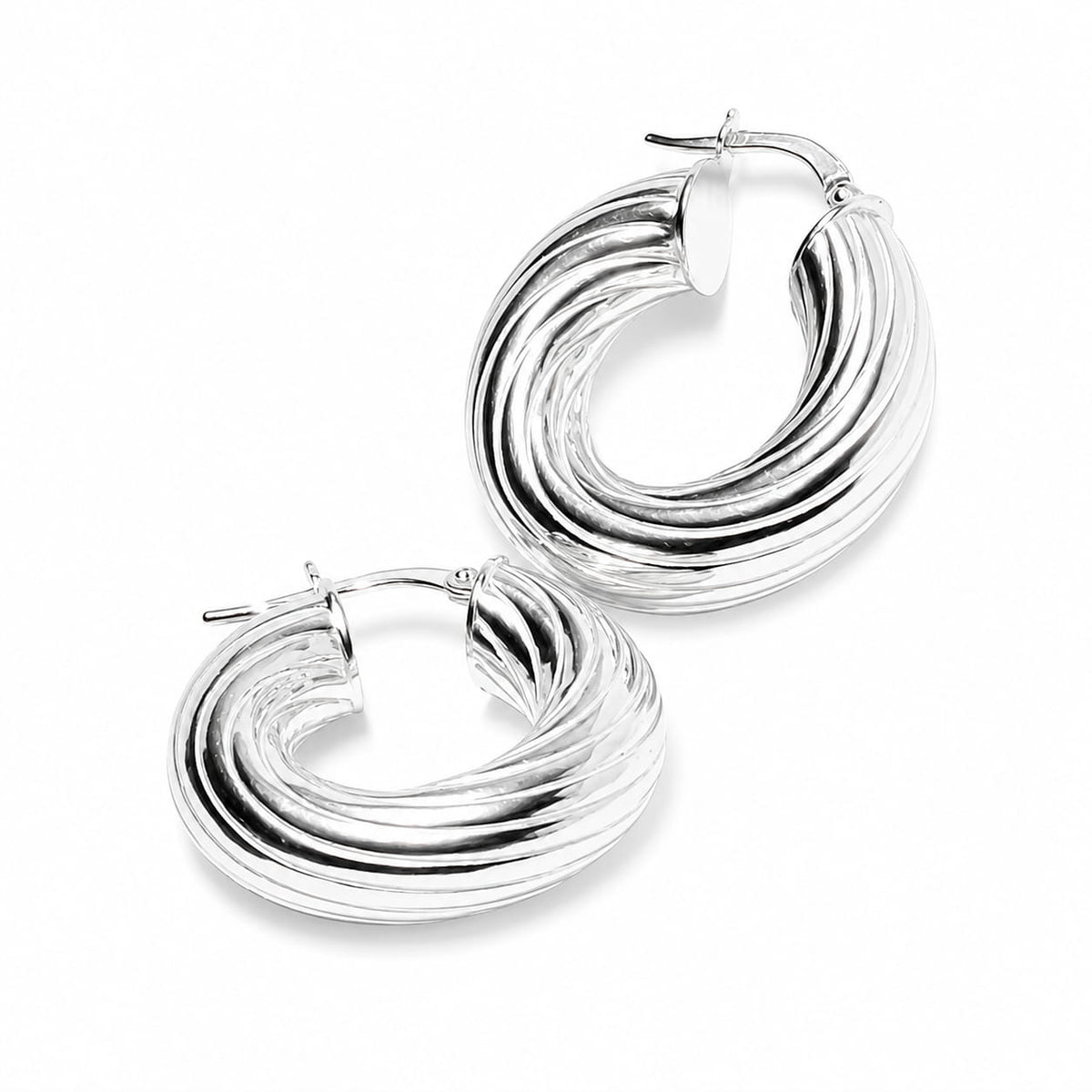 925 sterling silver ribbed hoop earrings angled view